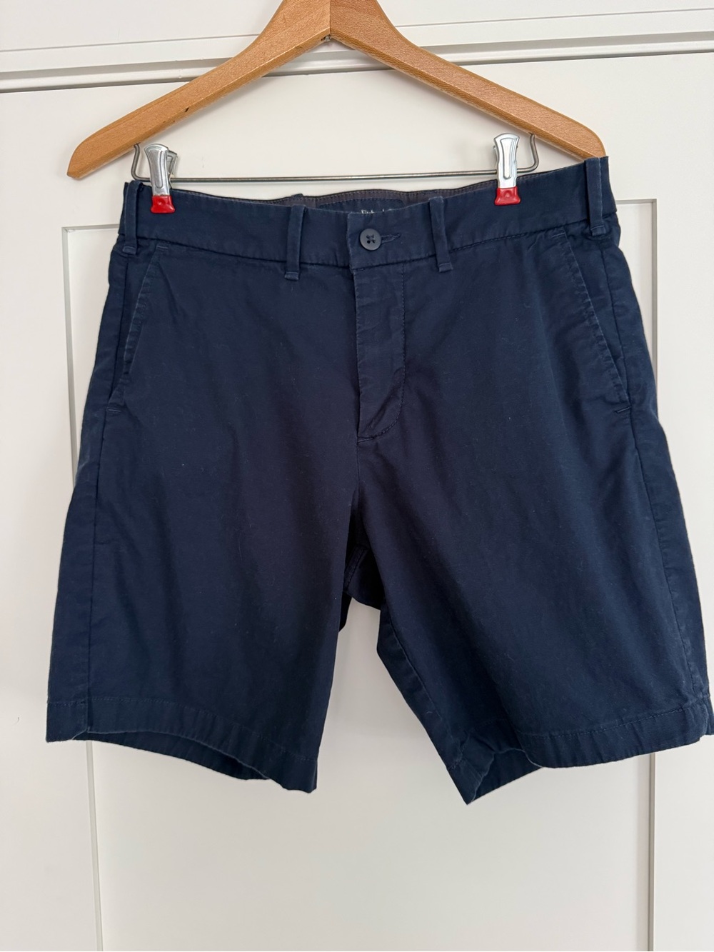Abercrombie and Fitch Men's Classic Navy Chino Shorts Size 30” Stretch